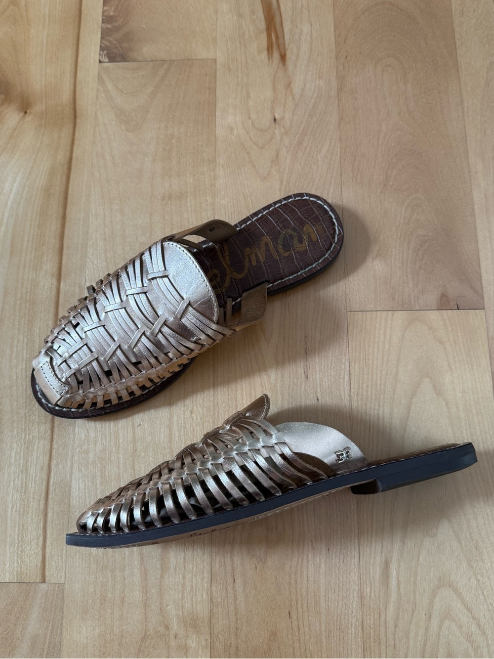 Sam Edelman "Keelyn" Slip On Huarache Shoes Sandals Sz 8 Gold
